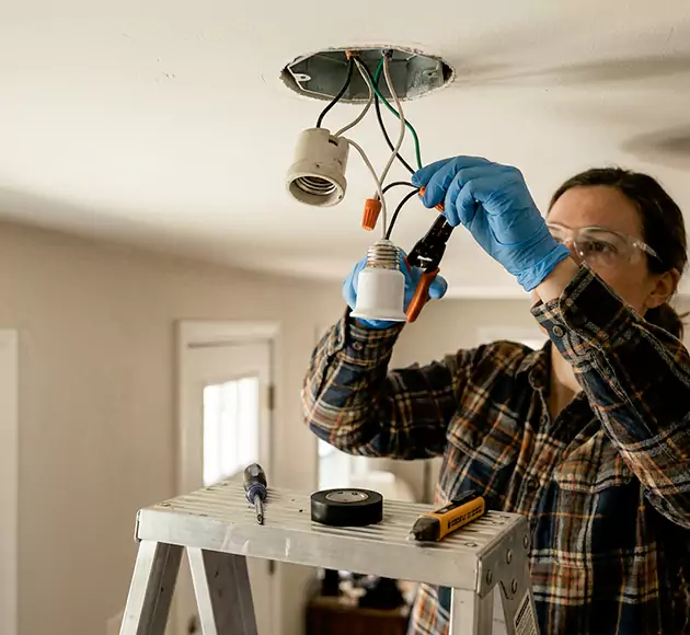 Professional Light Socket Replacement: Your Local Fixture Repair Team in Norwalk, IA